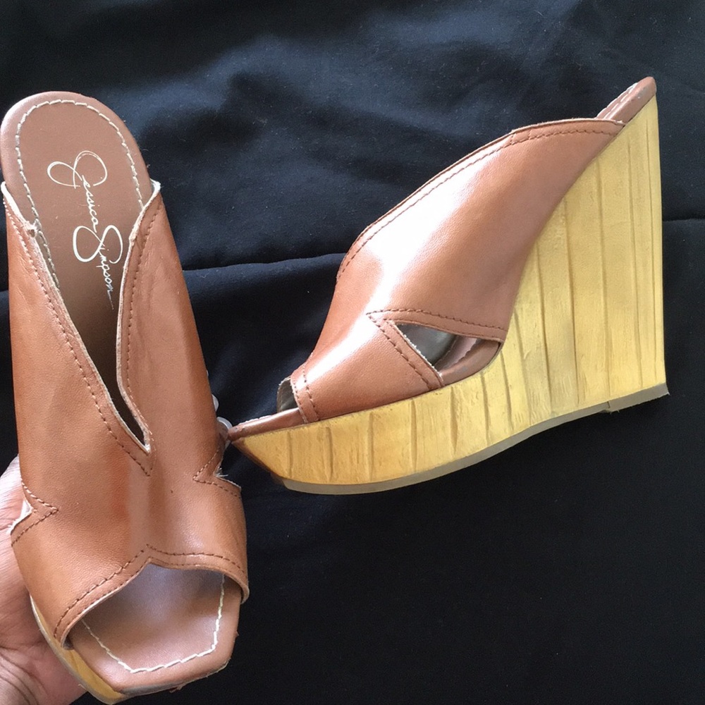 Jessica Simpson Wedges